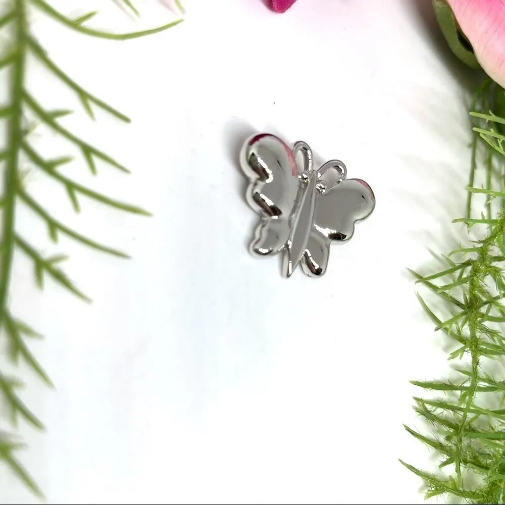 VINTAGE⚜️MONET Butterfly Silver Little Pin